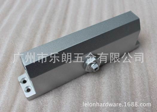 90度定位闭门器哪家好？